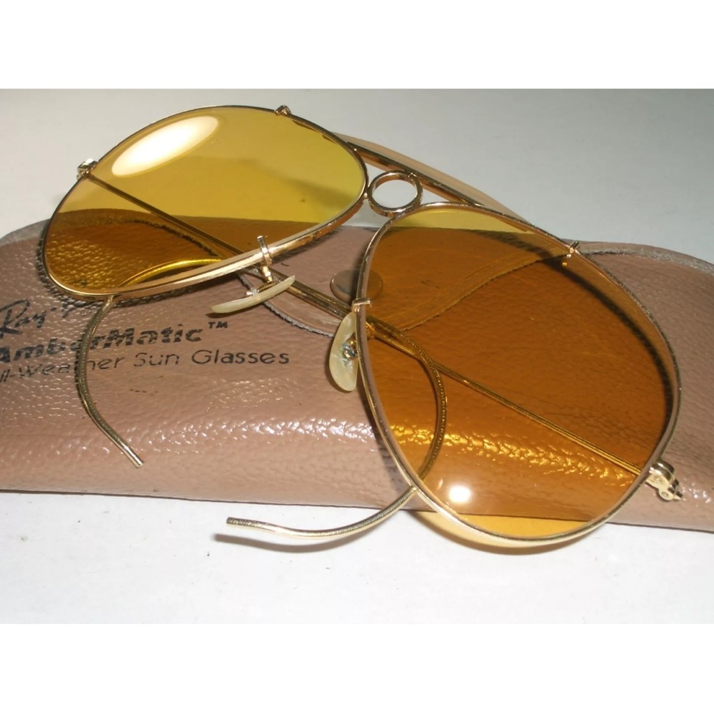 Vintage Ray-Ban Gold Aviator Sunglasses with Ambermatic Lenses and original case